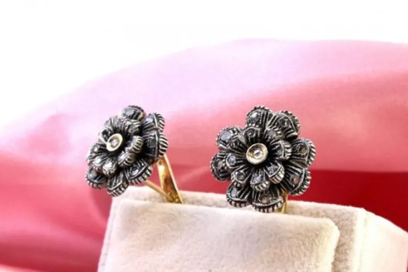 Pamono Circular Earrings in Gold and Silver with Flower-Shaped Diamond Chips, Set of 2