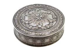 Best Pamono Circular Silver Box with Floral Reliefs and Hinged Lid
