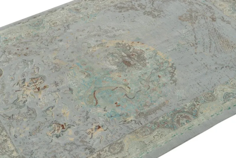 New Pamono Classic Style Rug from R&K Principal Jahanshah Nazmiyal