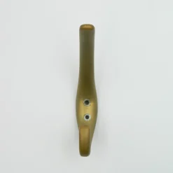 Pamono Coat Hooks in Brass by Franz Hagenauer for Werkstätte Hagenauer Wien, 1950s, Set of 9><noscript><img width=
