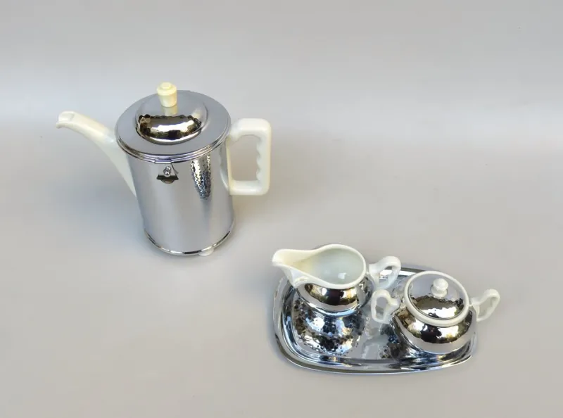 Pamono Coffee Making Set in Chrome-Plated Metal & Porcelain, 1950s, Set of 4> Coffee & Tea Service