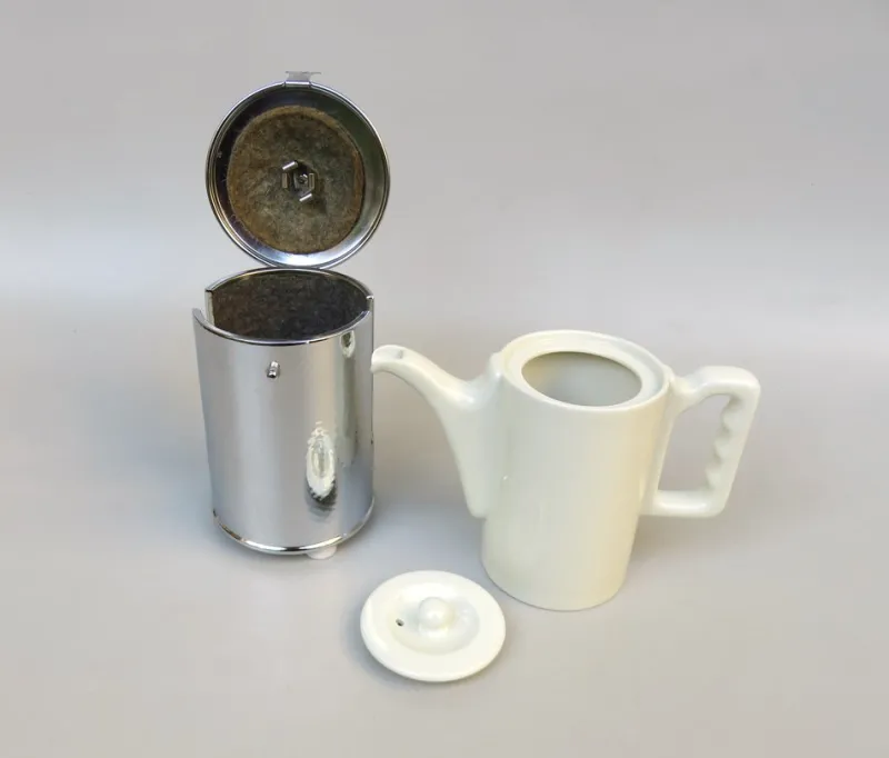 Pamono Coffee Making Set in Chrome-Plated Metal & Porcelain, 1950s, Set of 4> Coffee & Tea Service