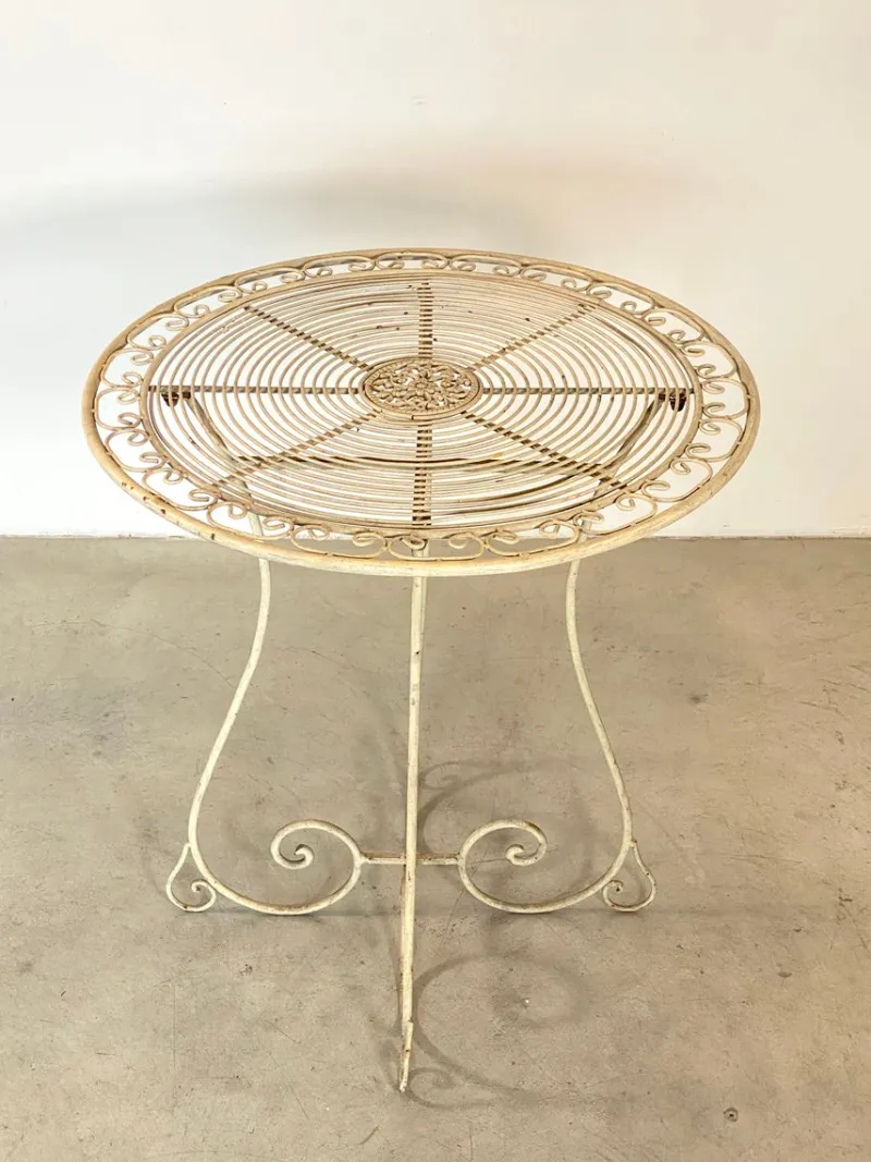 Pamono Coffee Table and Wrought Iron Folding Garden Chairs, 1960s, Set of 5> Garden Seating
