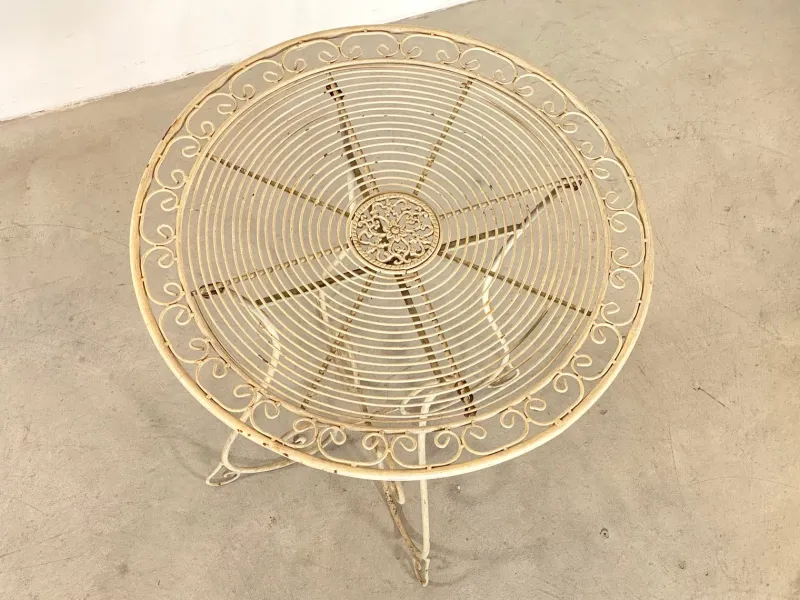 Pamono Coffee Table and Wrought Iron Folding Garden Chairs, 1960s, Set of 5> Garden Seating
