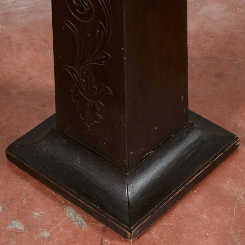 Pamono Column in Ebonized Wood Engraved on the Front, Italy, 1920> Pedestals And Columns