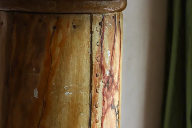 Pamono Column in Wood with Marble Effect> Pedestals And Columns