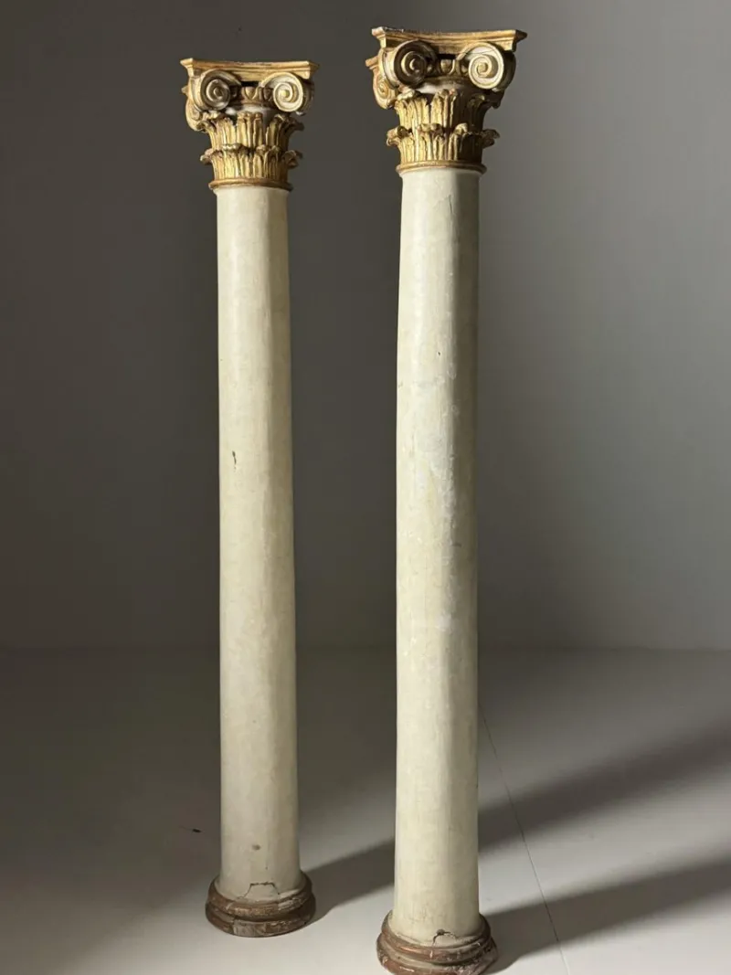 Pamono Columns with Gilded Capitals, 18th Century, Set of 2> Pedestals And Columns