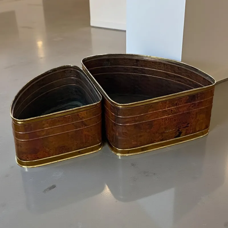 Pamono Copper and Brass Quarter Moon Planters by Company Celato Rito, 1970s, Set of 2> Planters And Jardiniere