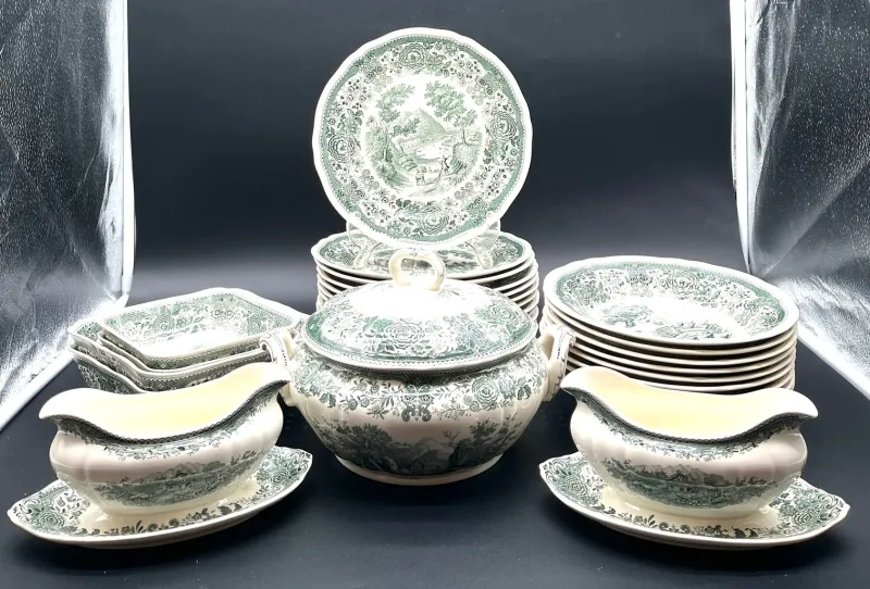 New Pamono Copperplate Style Burgenland Dinner Service from Villeroy & Boch, 1960s, Set of 28