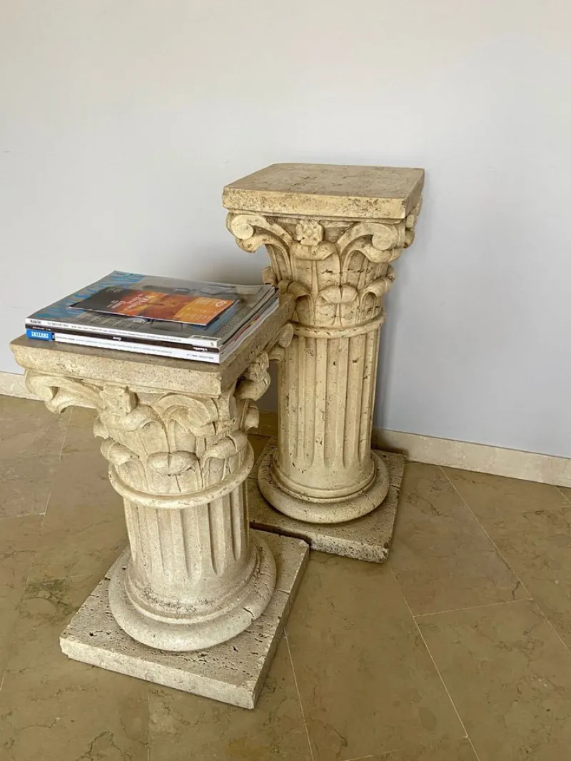 Online Pamono Corinthian Style Columns in Travertine, Italy, 1940s, Set of 2