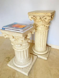 Online Pamono Corinthian Style Columns in Travertine, Italy, 1940s, Set of 2
