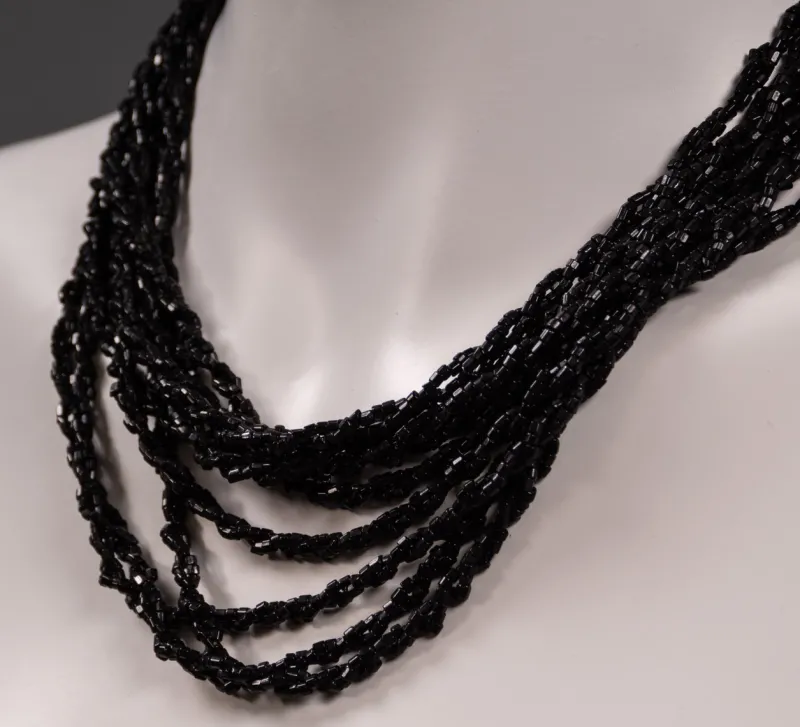 Pamono Costume Jewelry Necklace> Necklaces