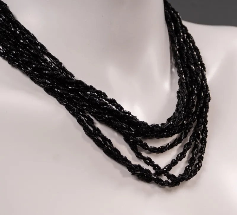 Pamono Costume Jewelry Necklace> Necklaces