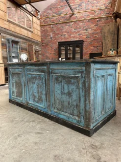 Outlet Pamono Counter, Early 20th Century