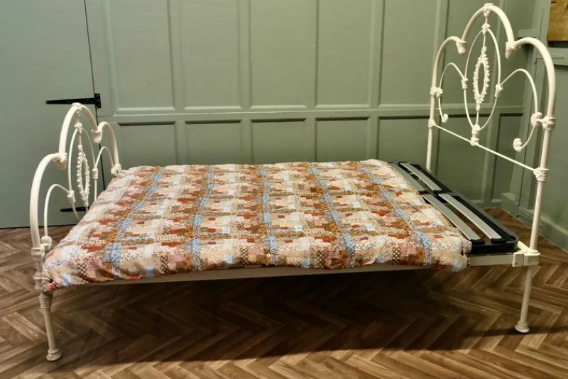 Pamono Cream Wrought Iron Double Bed, 1970s> Beds & Bedroom Sets