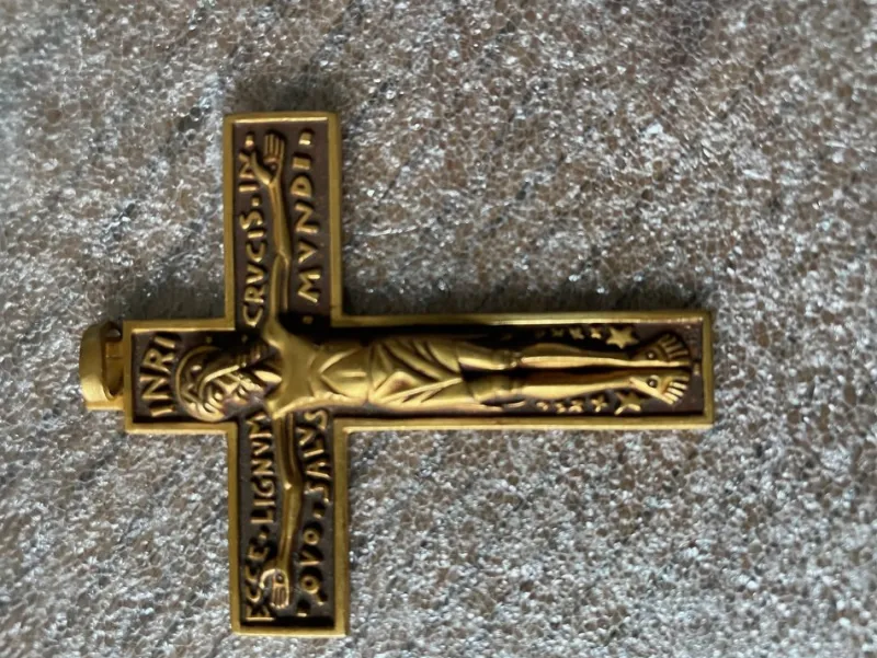Hot Pamono Crucifix by Line Vautrin