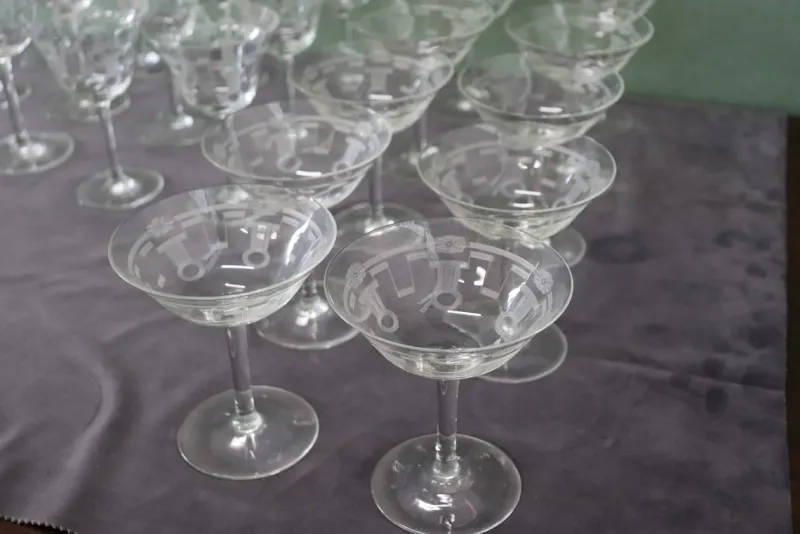 Pamono Crystal Glasses, 1970s, Set of 28> Glassware