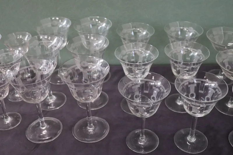 Pamono Crystal Glasses, 1970s, Set of 28> Glassware