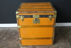 Pamono Cubic Hat Trunk in Orange Canvas from Moynat, 1920s> Trunks Crates & Baskets