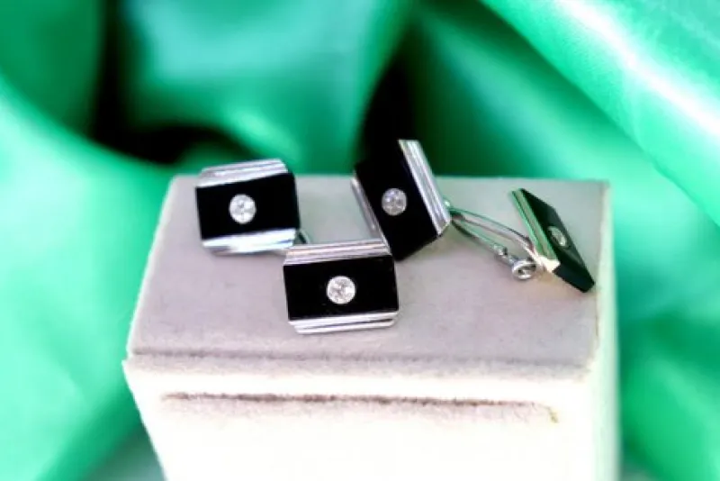 Pamono Cufflinks in Platinum with Onyx and Brilliant-Cut Diamonds, Set of 2> Cufflinks