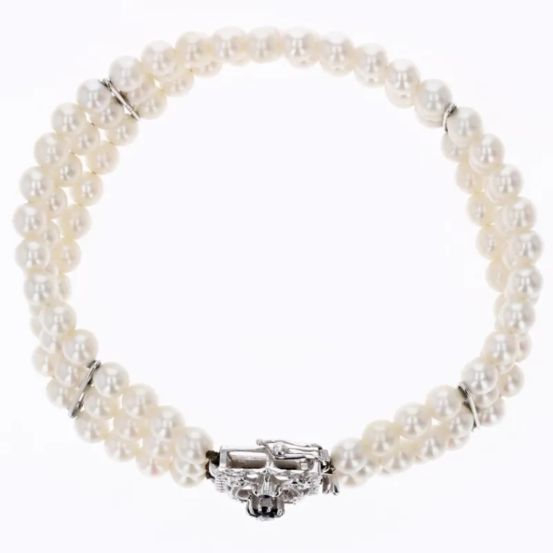 Pamono Cultured Pearl 18 Karat White Gold Sapphire Diamond Clasp 3 Rows Bracelet, 1970s> Necklaces