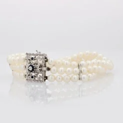 Pamono Cultured Pearl 18 Karat White Gold Sapphire Diamond Clasp 3 Rows Bracelet, 1970s><noscript><img width=