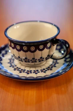 Sale Pamono Cups with Saucers in Bunzlauer Ceramic from Zakłady Ceramiczne Bolesławiec, Set of 4