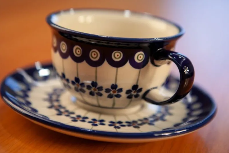 Sale Pamono Cups with Saucers in Bunzlauer Ceramic from Zakłady Ceramiczne Bolesławiec, Set of 4