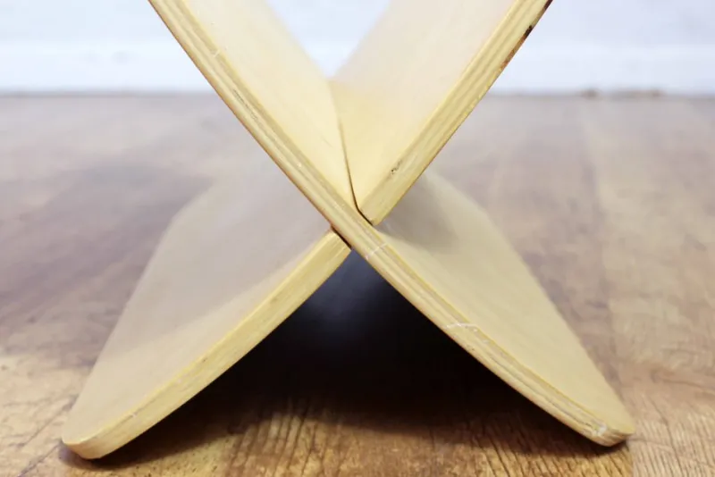 Pamono Curved Plywood Magazine Rack, 1980s> Magazine Racks