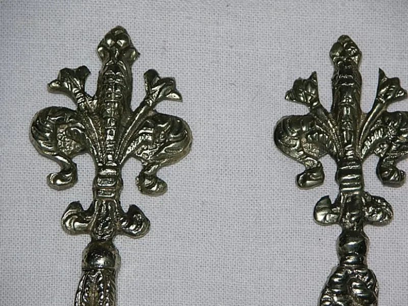 Sale Pamono Cutlery with Heraldic Coats of Arms, Set of 44