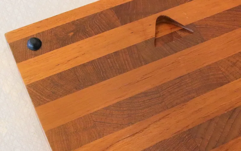 Pamono Cutting Board or Serving Dish in Solid Teak from Digsmed, Denmark> Serving Dishes