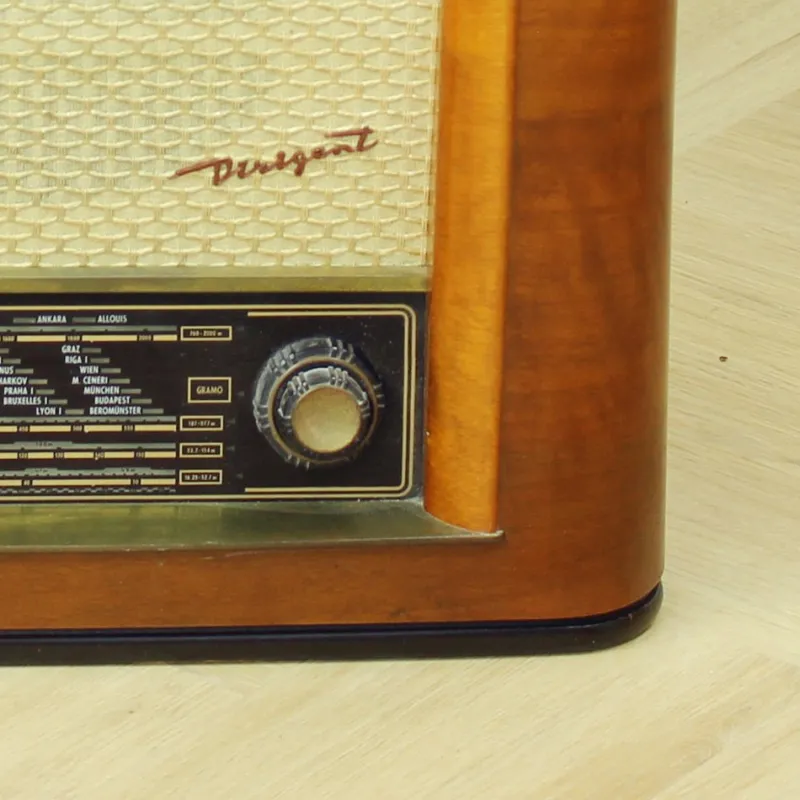Clearance Pamono Czechoslovakian Original Tesla Dirigent Gramoradio, 1956