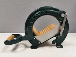 Pamono Danish Dark Green Bread Cutter from Royal Raadvad> Cutlery & Serving Utensils
