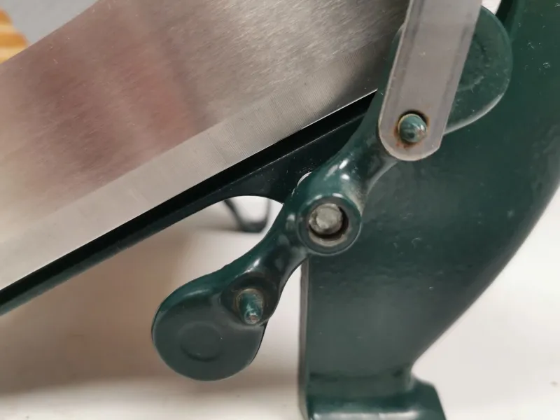 Pamono Danish Dark Green Bread Cutter from Royal Raadvad> Cutlery & Serving Utensils