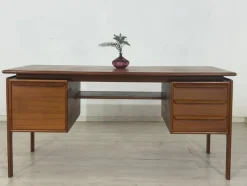Pamono Danish Desk in Teak by Hennig Kjaernulf> Desks