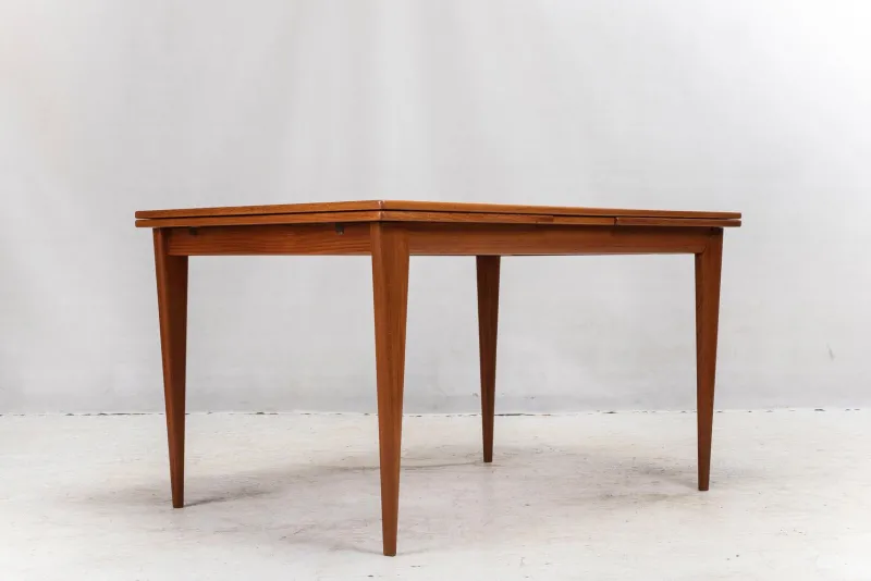 Discount Pamono Danish Extendable Teak No. 254 Dining Table by Niels Otto Møller for J.L. Møllers, 1960s