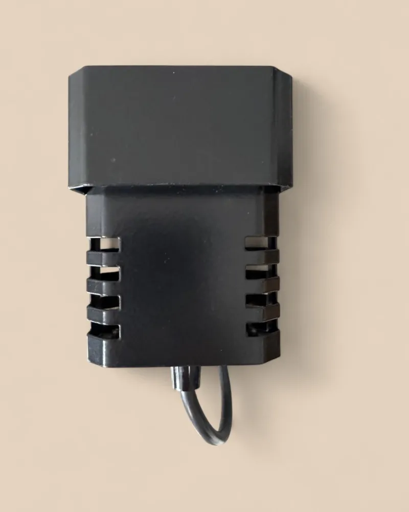 Pamono Danish Flipper Wall Sconces in Black, 1970s, Set of 2> Wall Lights & Sconces