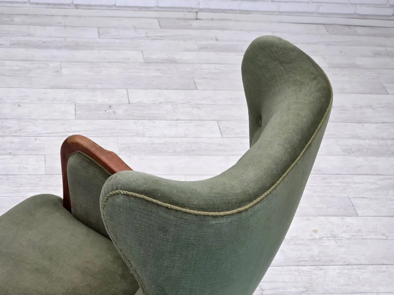 Hot Pamono Danish Highback Armchair in Green Velour and Teak Wood, 1960s