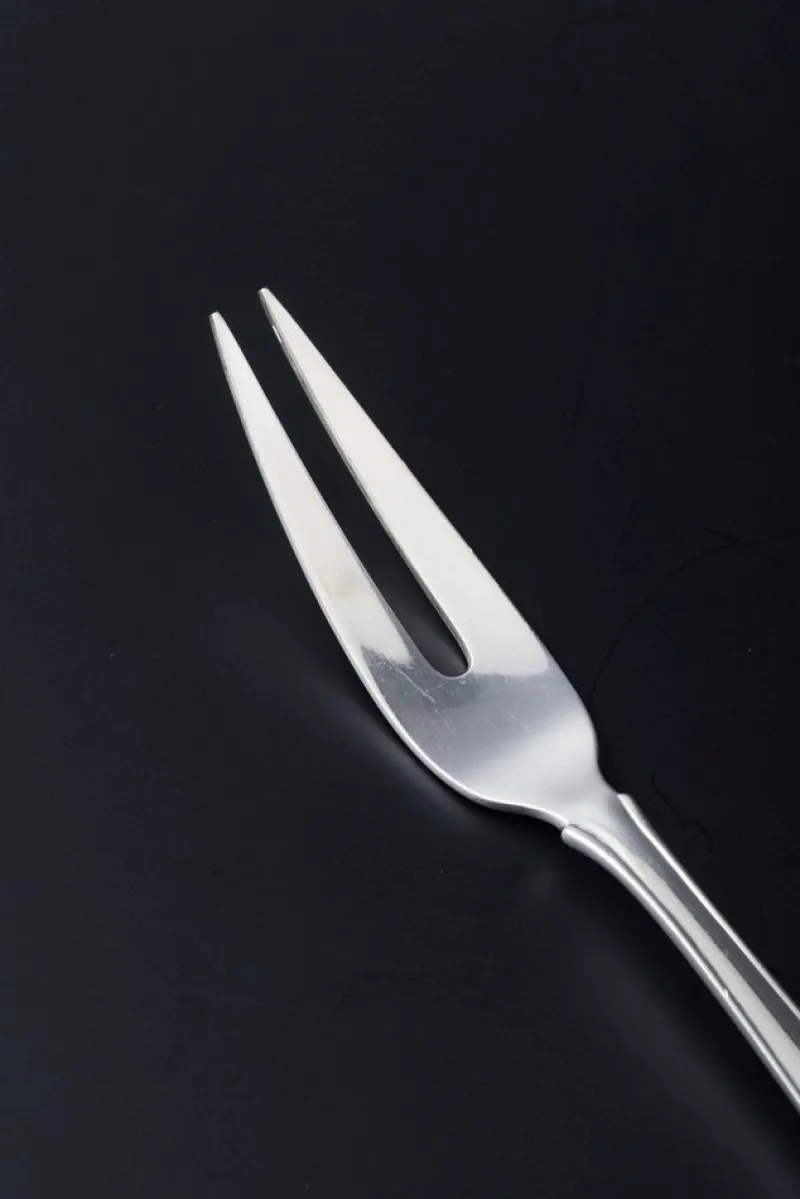 Pamono Danish Lily of the Valley Meat Fork in Sterling Silver from Georg Jensen> Cutlery & Serving Utensils