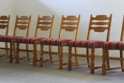 Pamono Danish Modern Brualist Oak Dining Chairs by Henning Kjærnulf, 1960s, Set of 6><noscript><img width=