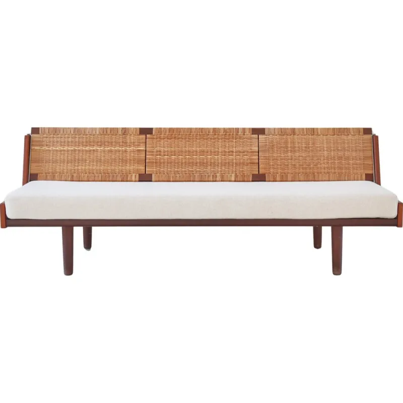 Pamono Danish Modern GE7 Daybed in Teak and Rattan attributed to Hans J. Wegner for Getama, 1950s> Daybeds & Chaises Lounges