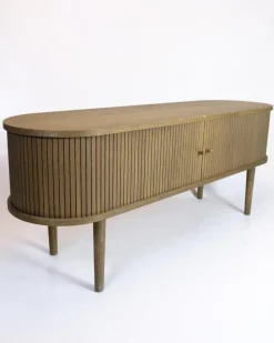 Pamono Danish Modern TV Cabinet in Oiled Oak with Venetian Blinds><noscript><img width=