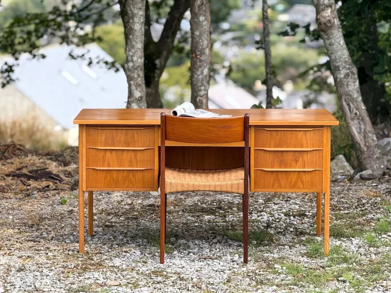 Pamono Danish Oak Desk, 1960s> Desks