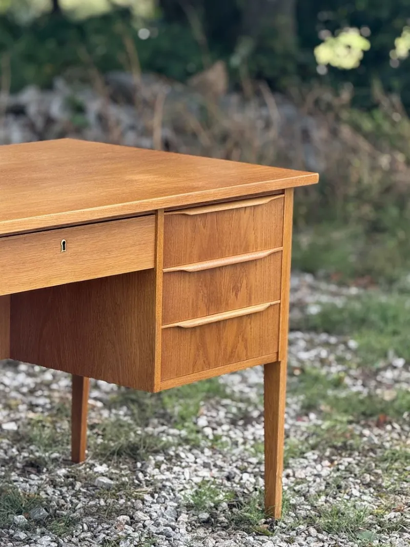 Pamono Danish Oak Desk, 1960s> Desks