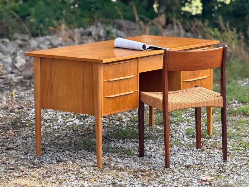 Pamono Danish Oak Desk, 1960s> Desks