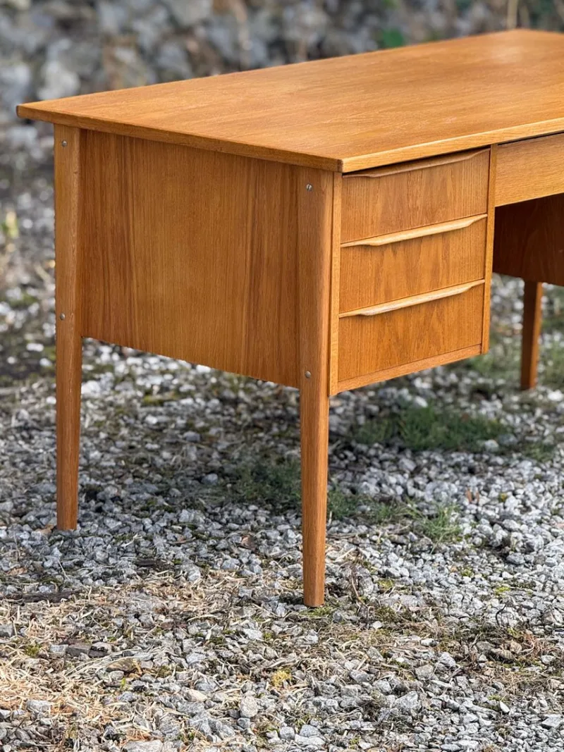 Pamono Danish Oak Desk, 1960s> Desks