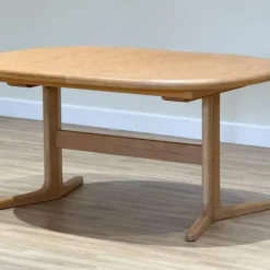 Pamono Danish Oak Dining Table by Laurits M Larsen, 1960s> Dining Tables & Sets