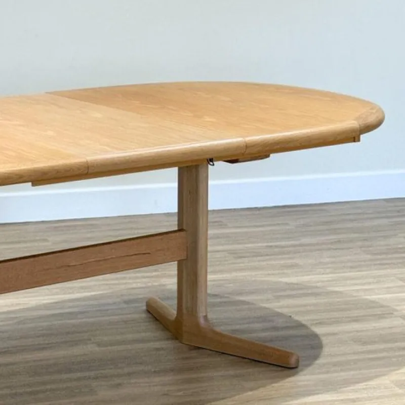 Pamono Danish Oak Dining Table by Laurits M Larsen, 1960s> Dining Tables & Sets