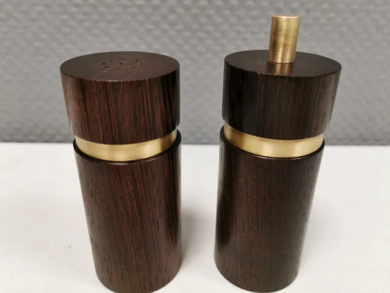 Pamono Danish Salt and Pepper Set in Wenge Wood and Brass by Svend Aage Petersen for Saap 1950s, Set of 2> Salt & Pepper Shakers