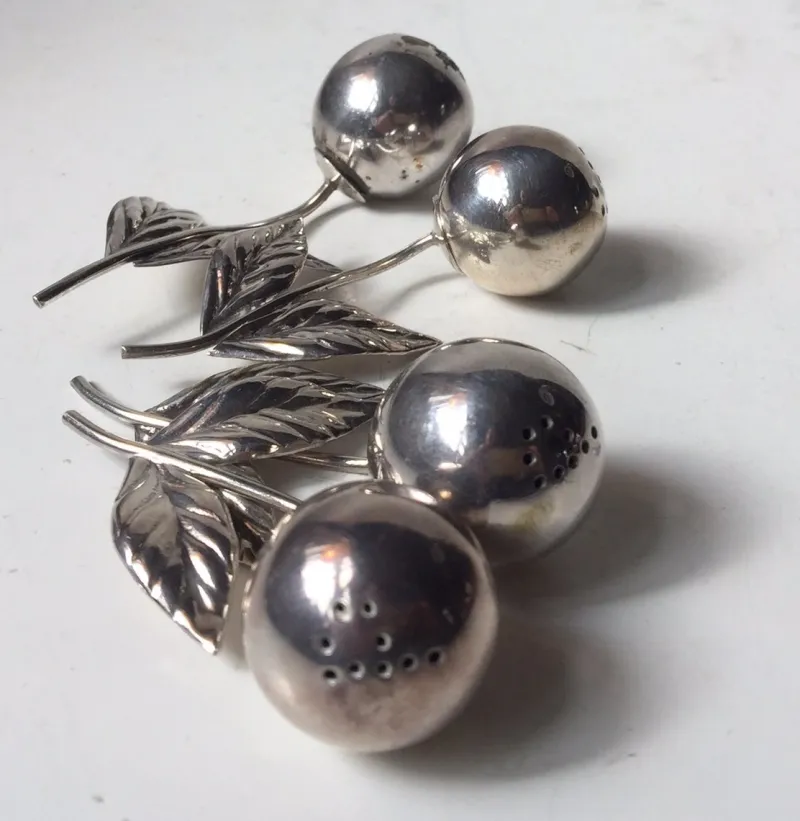 Pamono Danish Salt and Pepper Shakers by Harald C. Lynggaard, 1950s, Set of 4> Salt & Pepper Shakers